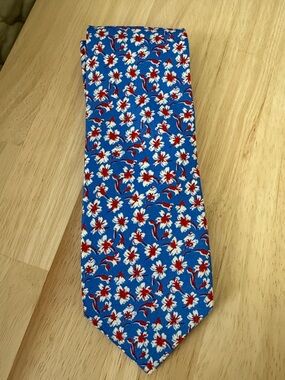 J. McLaughlin Blue Floral Tie with Red & White Flowers